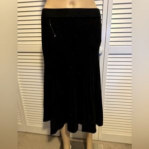Pretty Premise size M pleated black sweater skirt knee length NWT